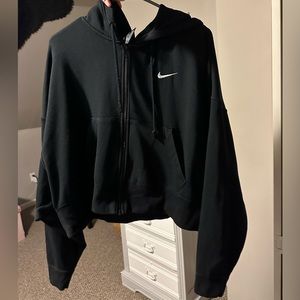 Nike Cropped Hoodie !